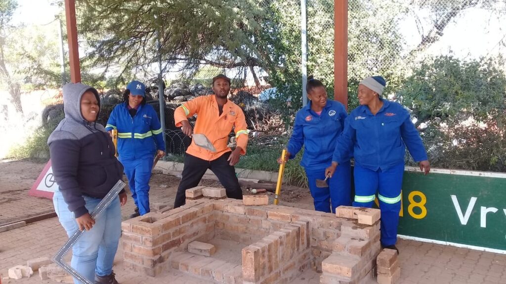 dpw-apprenticeship-bricklayer-vryburg_2