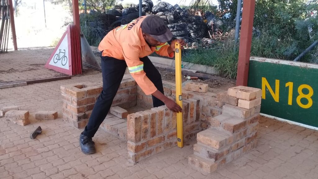 dpw-apprenticeship-bricklayer-vryburg_3